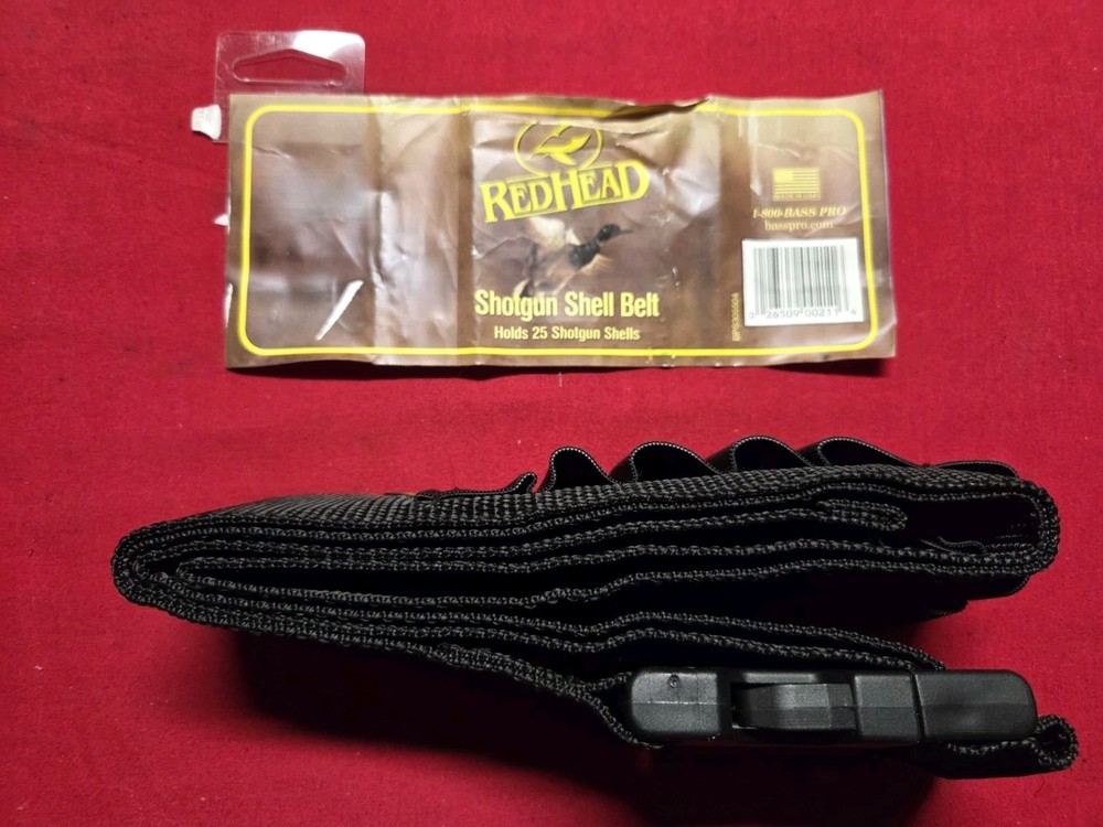 Vintage Redhead 46" Adjustable Black 25 Round Shell Belt.
