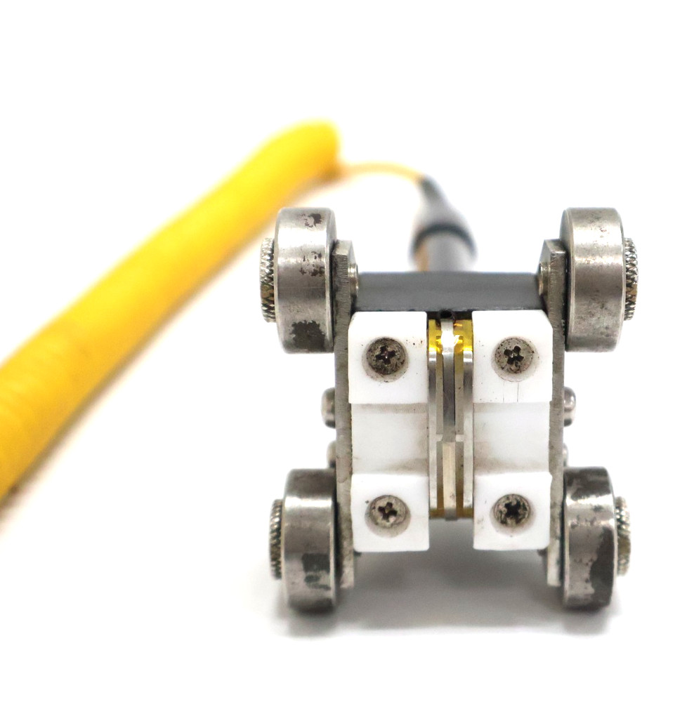 Bontron BT-811 Thermometer with K-Type Rolling Surface Probe