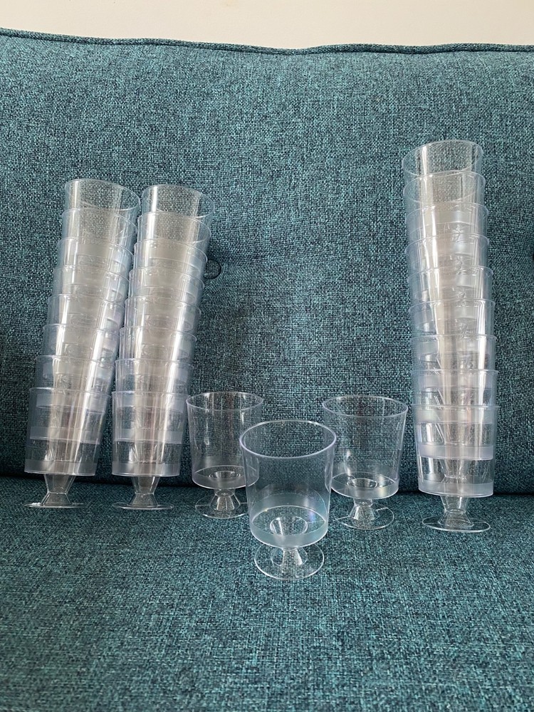 31 x Plastic Reusable Small Stemmed Goblets