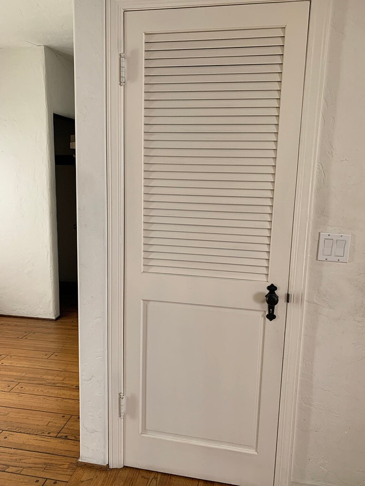 Louvered Top Raised Panel Bottom RH Door