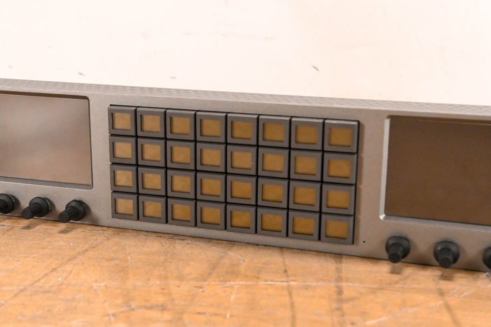 Evertz CP-2232E Advanced System Control Panel w/ 32 LCD Buttons (NO PSU) CG01V7E