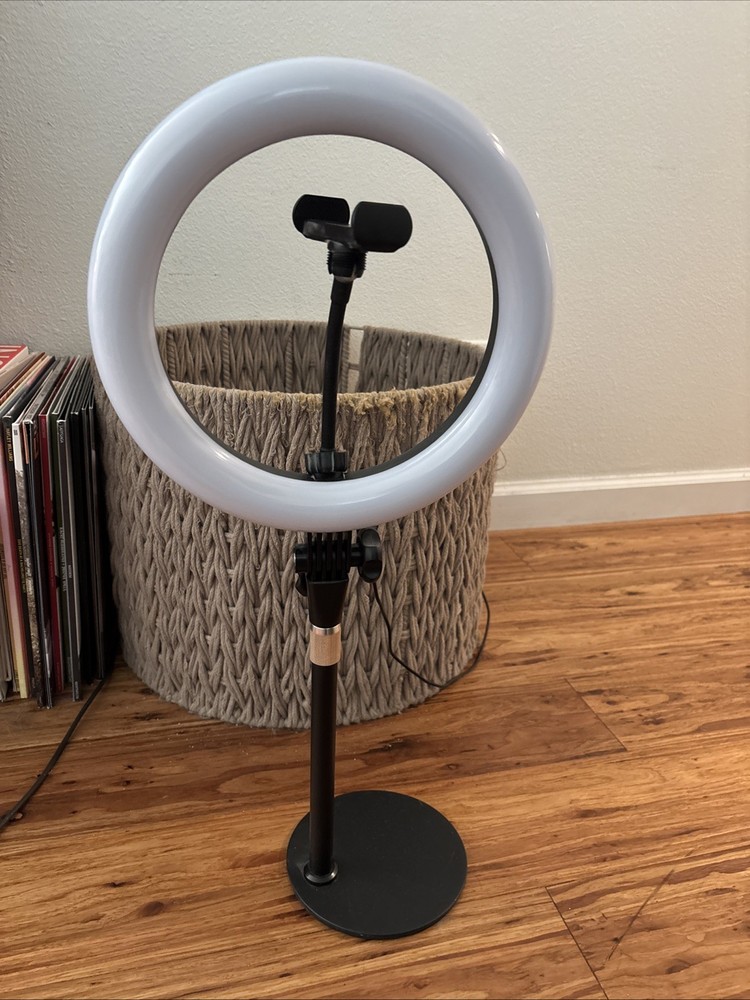 LED Ring Light With Brightness And Warmth Control