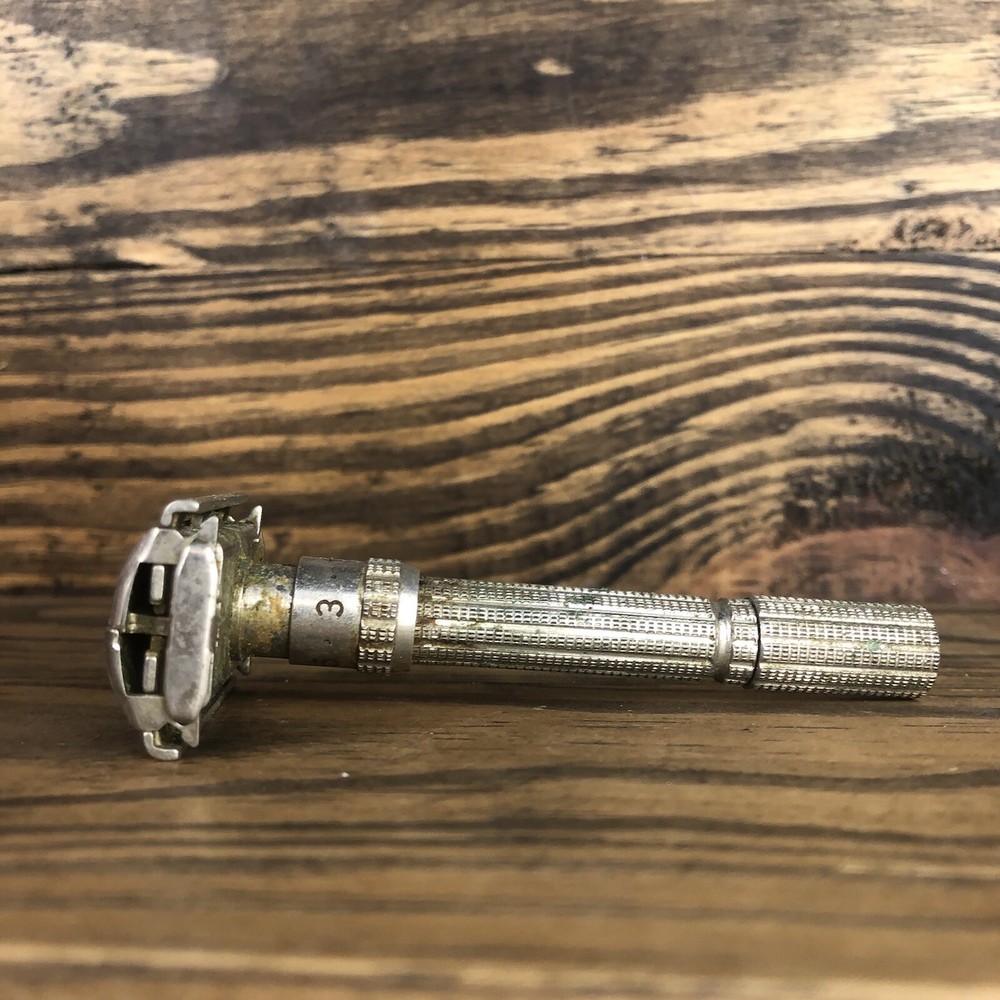 Antique Silver Tone Razor Shaver *Read