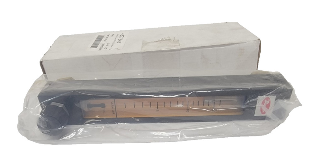 Dwyer Variable Glass Quartz Flow Meter DR4244