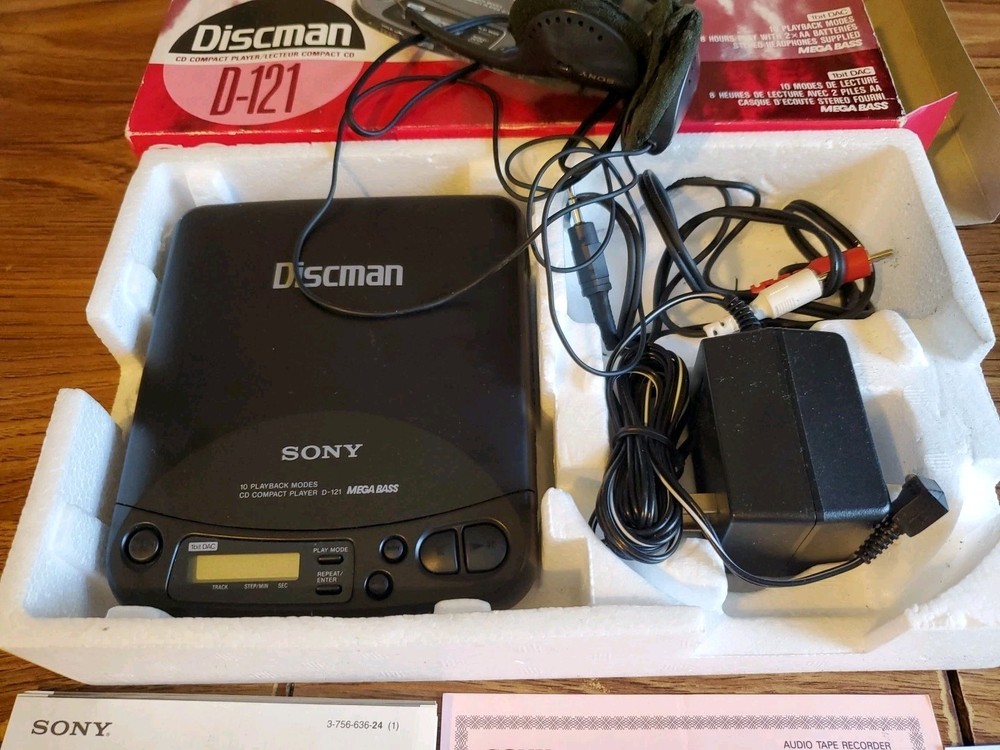 Sony Discman D-121 CD Compact Player 10 Playback Modes Mega Bass Tested Working