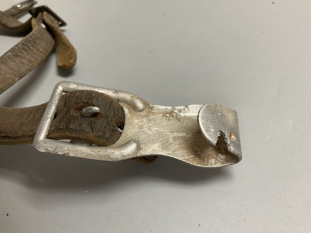 WWII German Helmat Carrier bb162