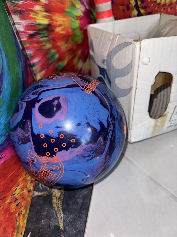 Morich Lev RG  Response Bowling ball