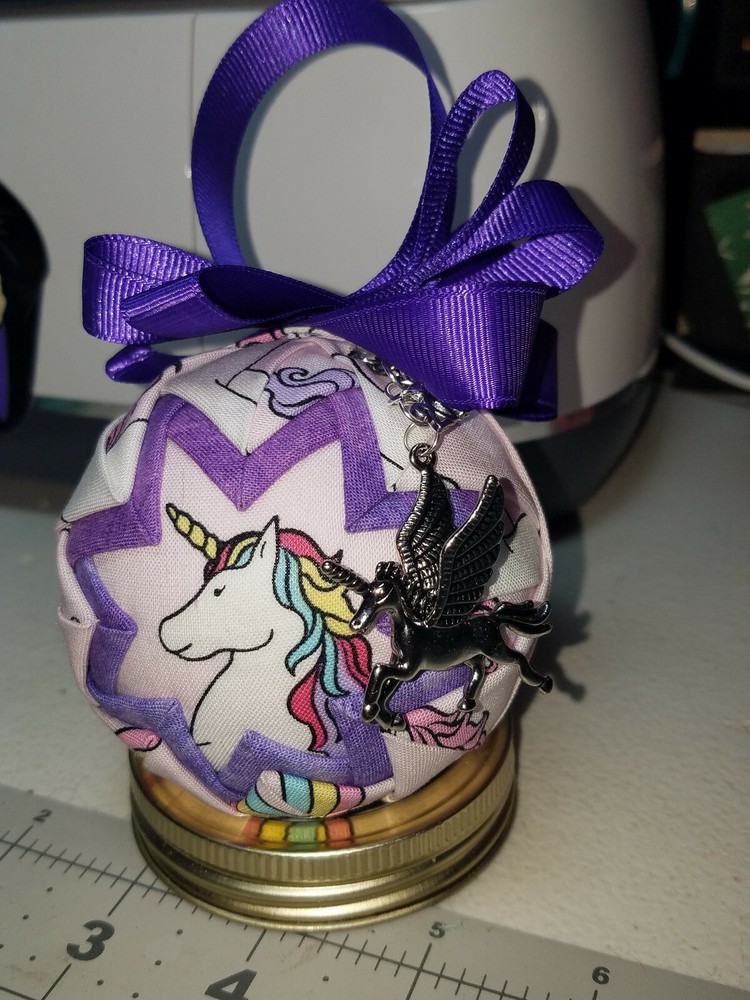 UNICORN QUILTED ORNAMENT