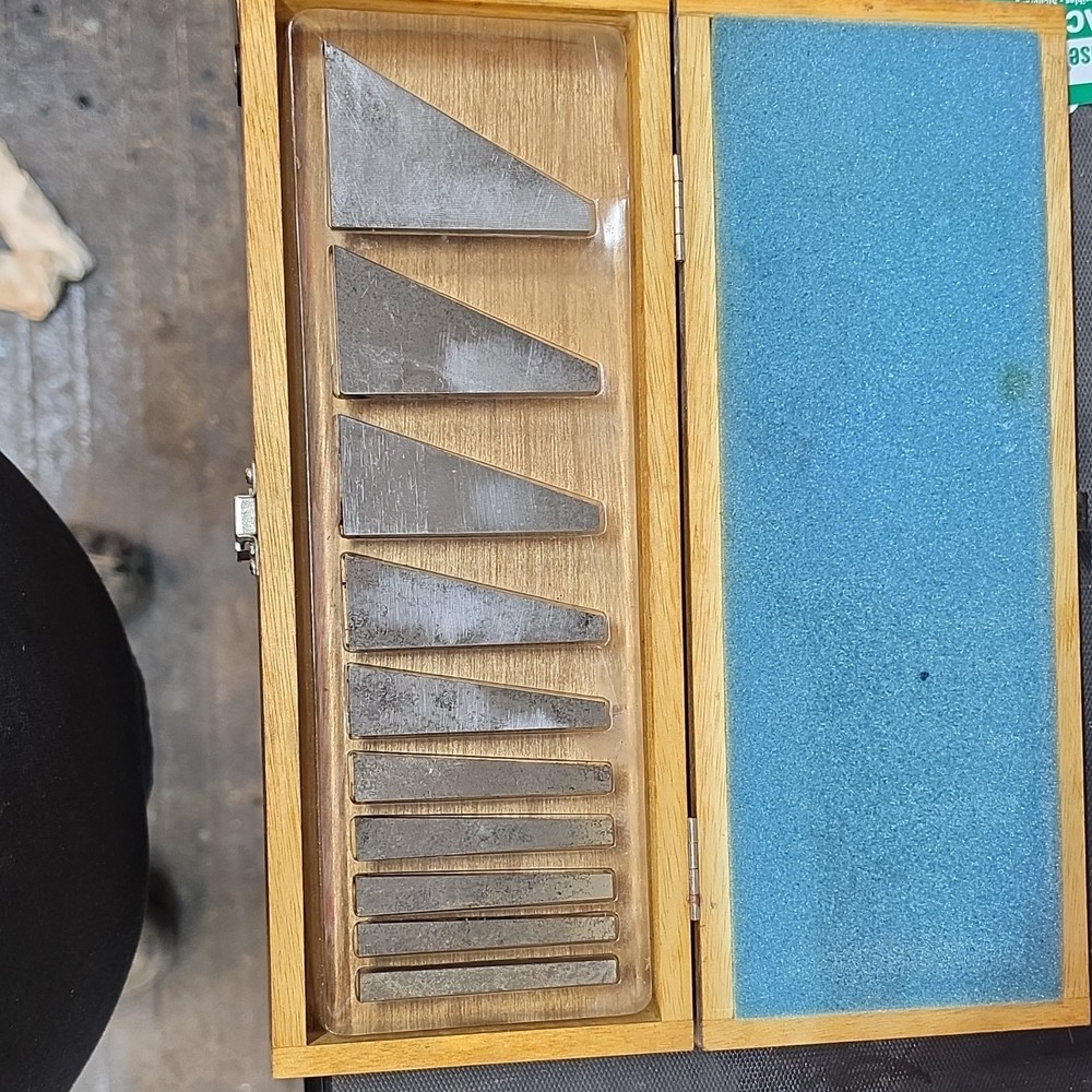 Set of Steel Adjustable Angle Blocks, Angle Shape