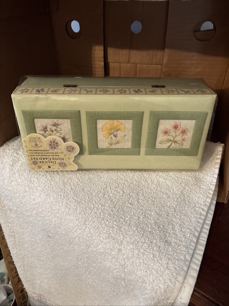 Diecut Floral Deluxe Note Card Set Keepsake Box