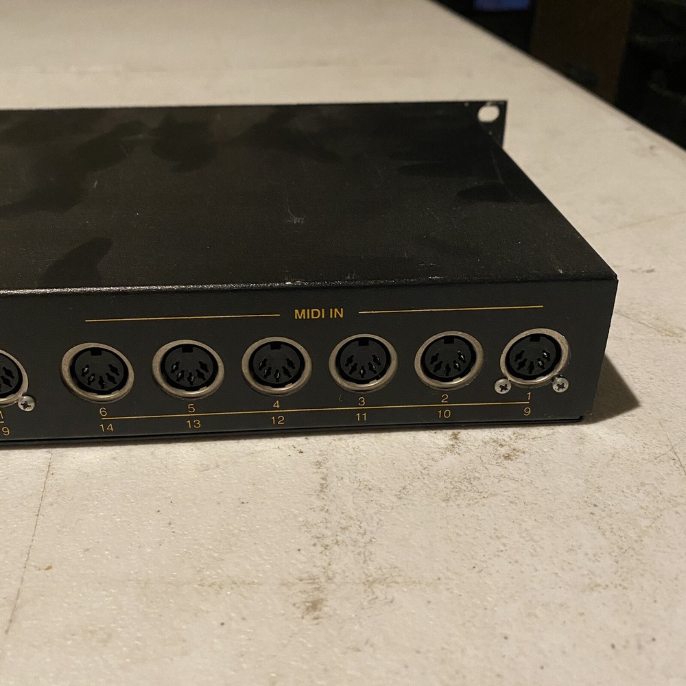 Opcode Systems Studio 4 OMS Midi Interface Vintage Rackmount - No Power Adaptor