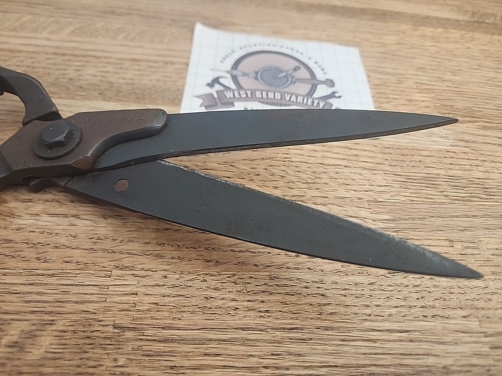 Vintage Keiser Pruning Shears Made in USA Rustic Garden Tool
