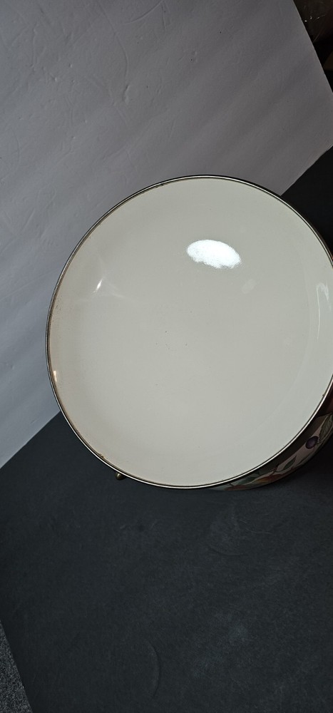 Vintage Regency Spring Fruit 4.5 Quart Dutch Oven