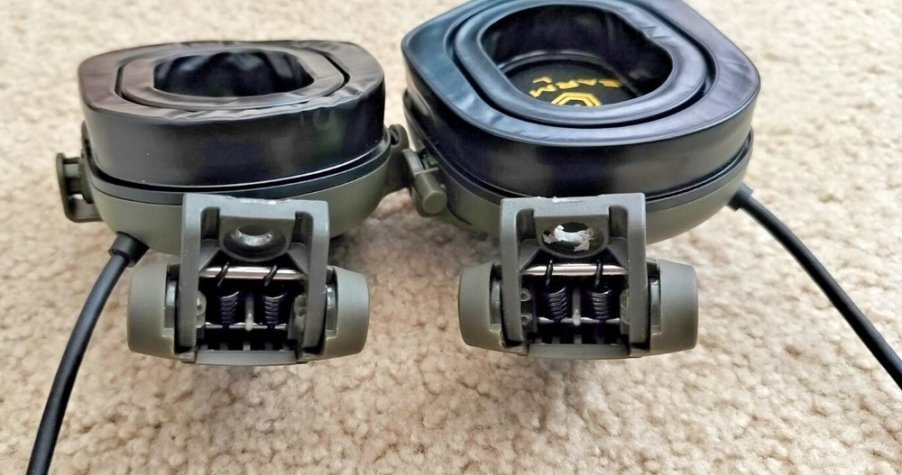 EARMOR Tactical Communication Headset **TESTED READ DESC**