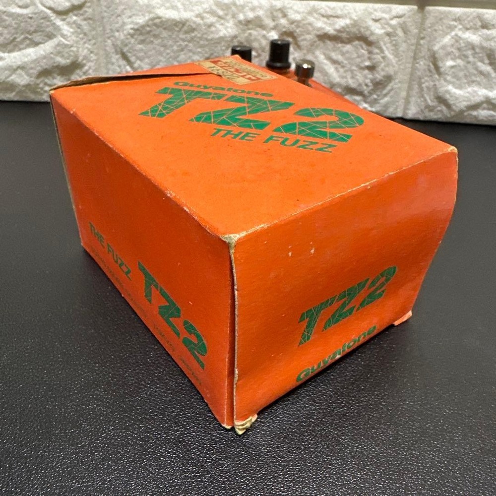 Guyatone TZ2 THE FUZZ EFFECTOR 682141