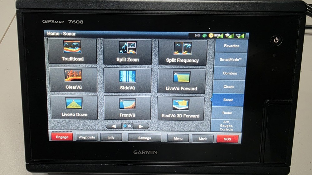 Garmin GPSMAP 7608 8" Marine GPS Chartplotter – Touchscreen – Complete Kit]