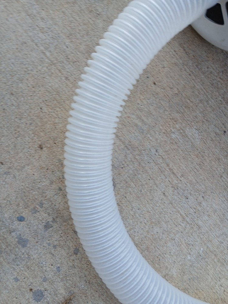 Deluxe Wall Mount Surface Skimmer Basket Pool Cleaner