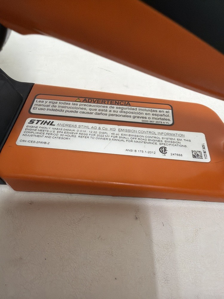 STIHL MS 250 GAS POWERED CHAINSAW