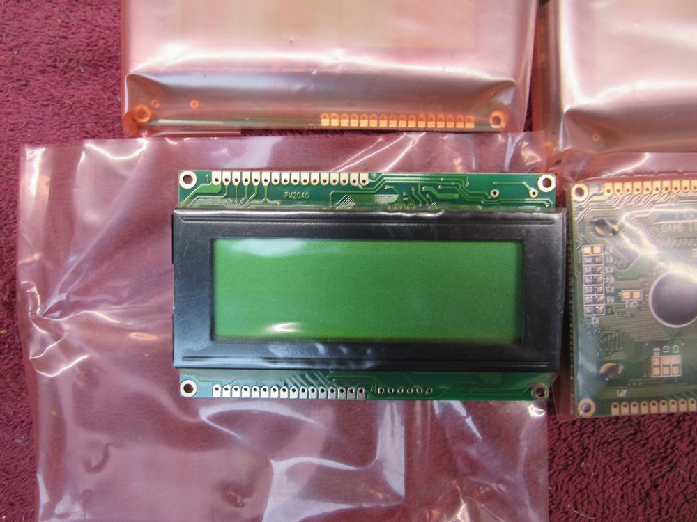 (4) NOS Data Image LCD Display CM200400 PM2040 REV D 3" PCB