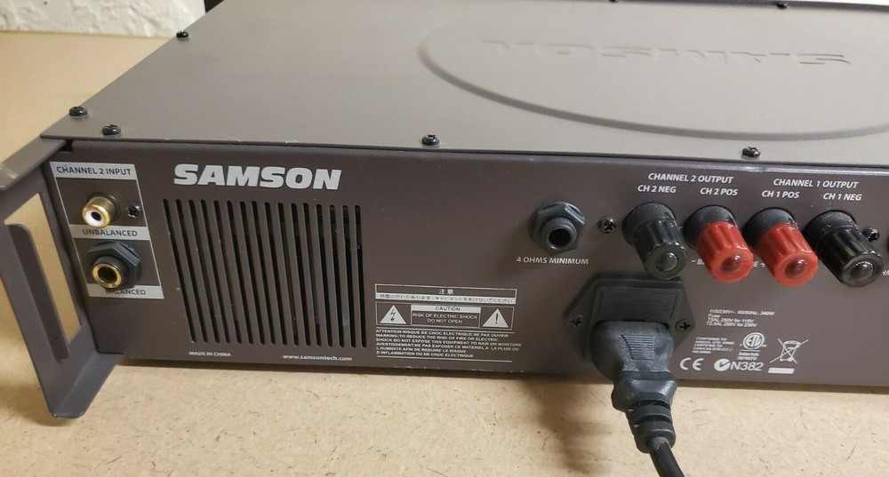 Samson Tech Servo 200 Power Amplifier 2-Channel Relay-controlled Power-on 200W