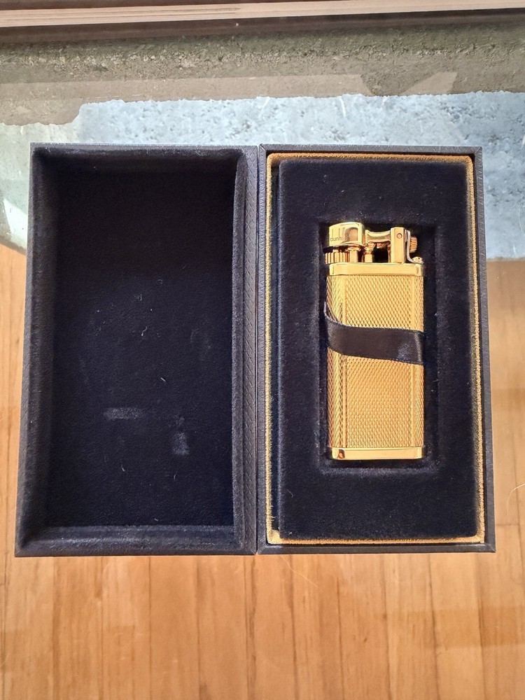 Dunhill Fine Line Lighter Gold Plated