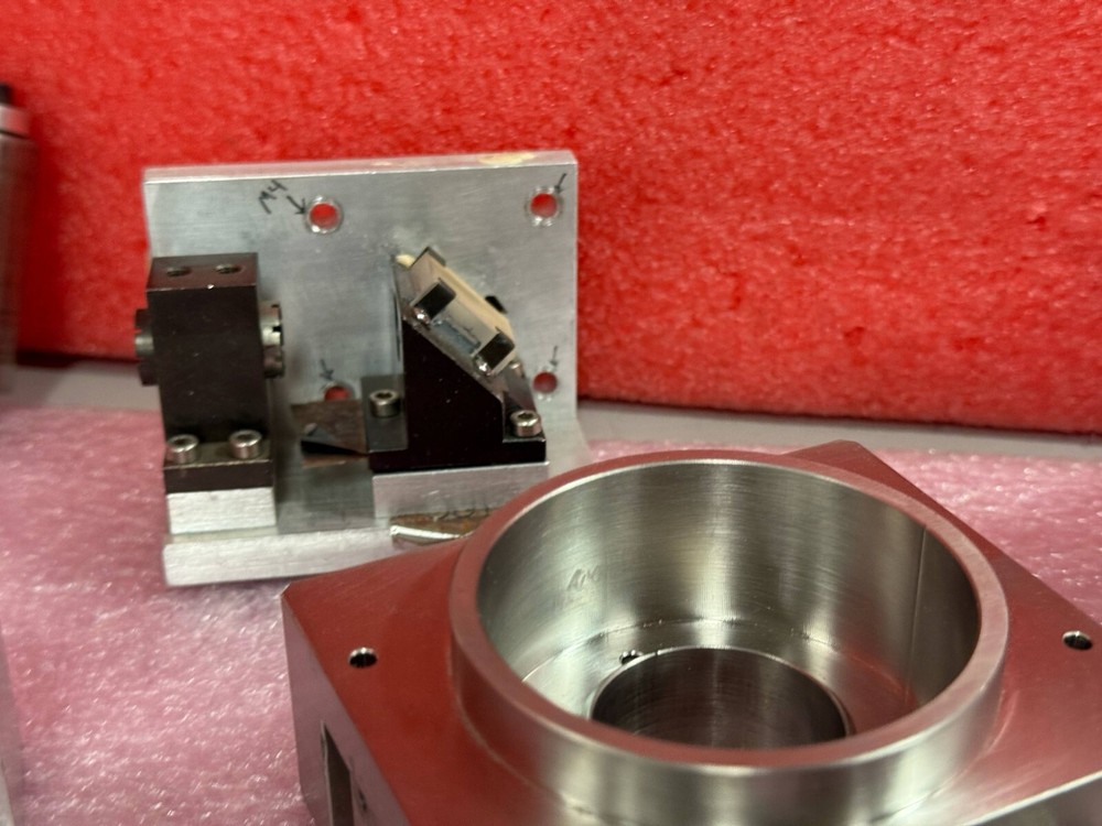 ASSORTED LOT NIKON INTERFEROMETER FLUORESCENCE FILTER CUBE NSR ASSEMBLY