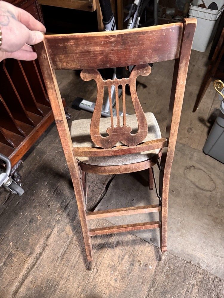 vintage folding chairs wood