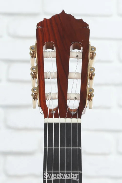 Alhambra Linea Professional Classical Guitar - Natural