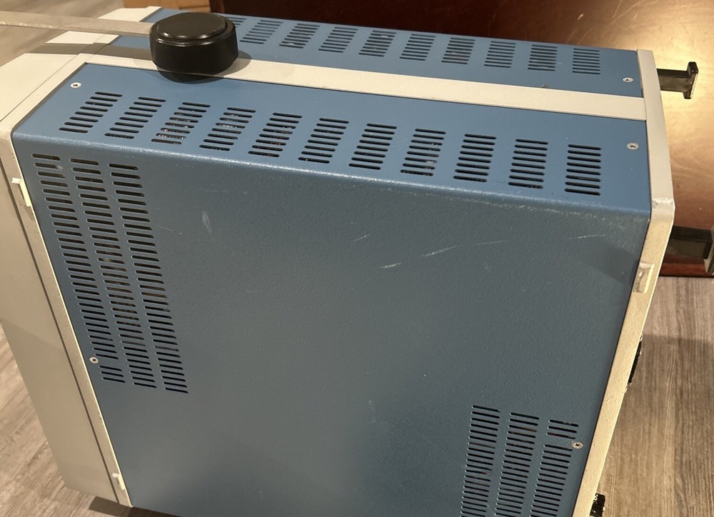 Gould Biomation K100-D Digital Logic Analyzer, Error Flashing, Powers On
