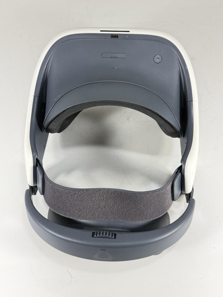 HTC Vive Focus Plus VR Headset with Controllers in Box - WORKING