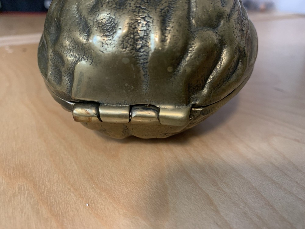 LARGE Walnut Shaped SOLID BRASS NUTCRACKER WALNUTS Opens To Crack Your Nuts 5”