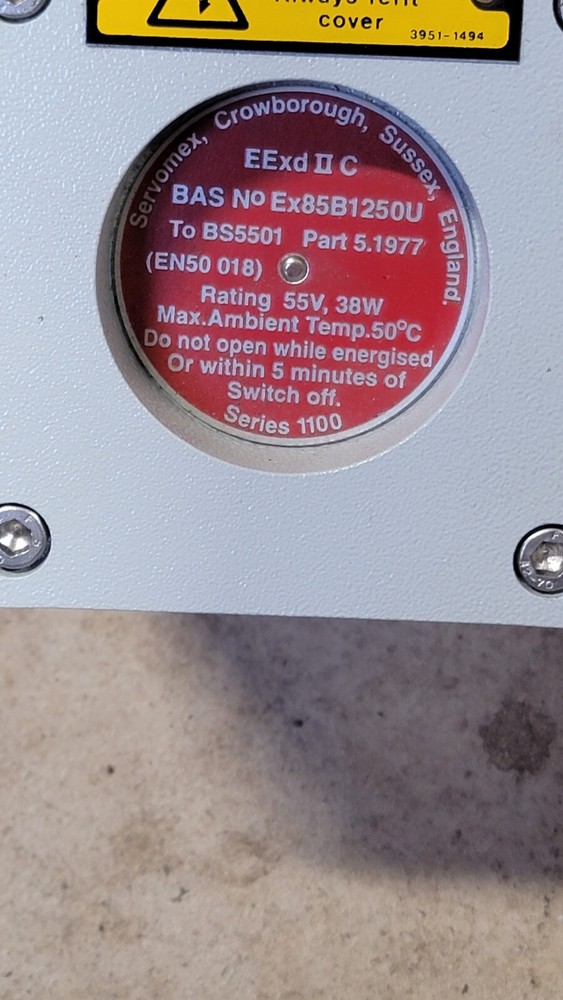 SERVOMEX PARAMAGNETIC OXYGEN 1100 SERIES TRANSDUCER UNIT TYPE 1133 USED