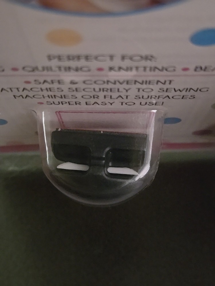 Ceramic Flat Mountable Quick Thread Yarn And Embroidery Floss Cutter Black