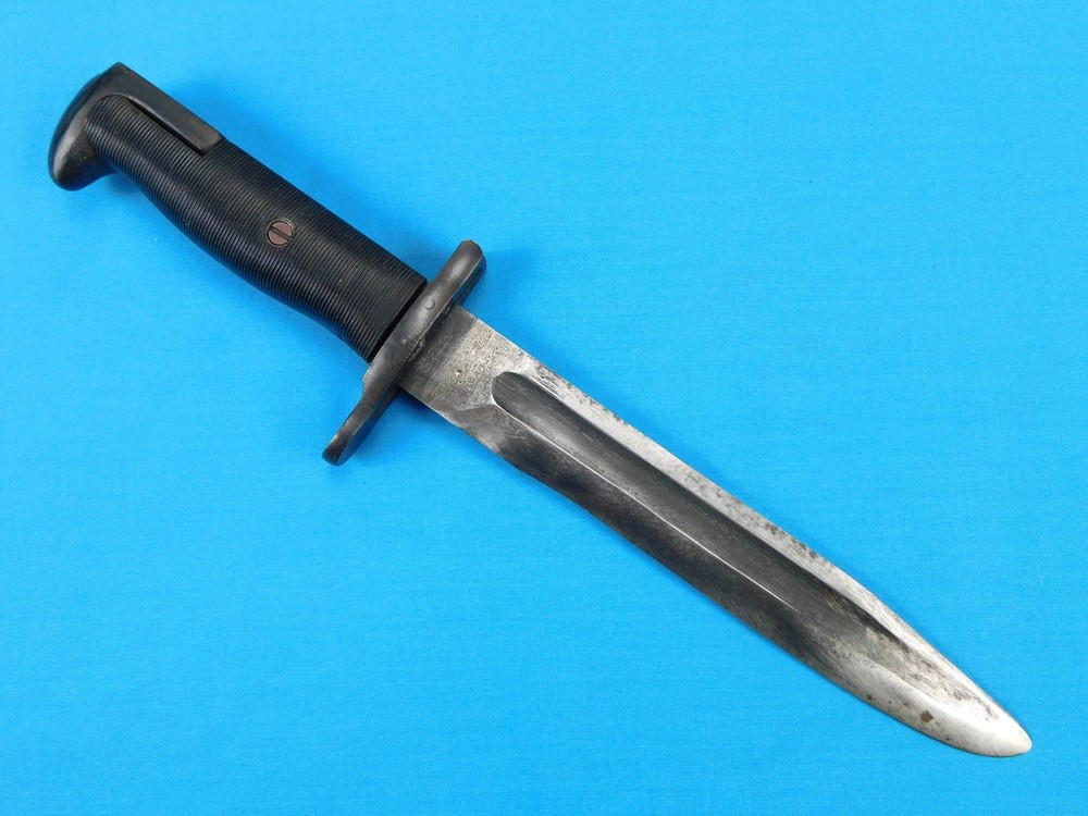 US WW2 Fighting Knife made from Bayonet