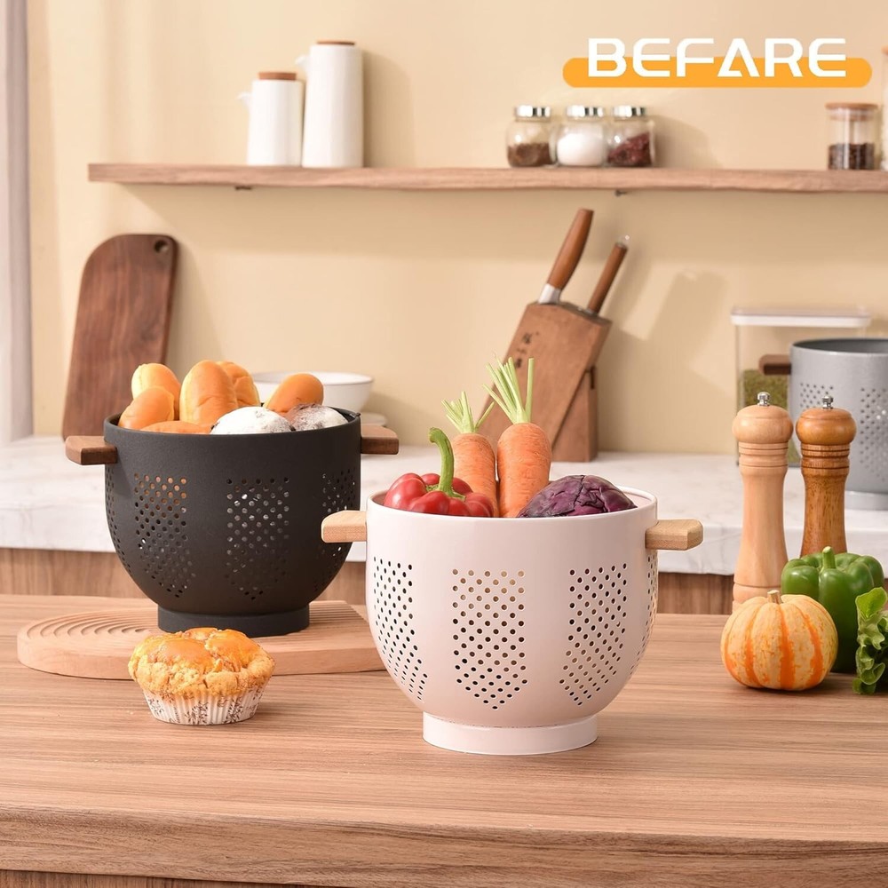 Chic 5.5 Quart Pink Kitchen Colander with Stable Base - Perfect for Draining