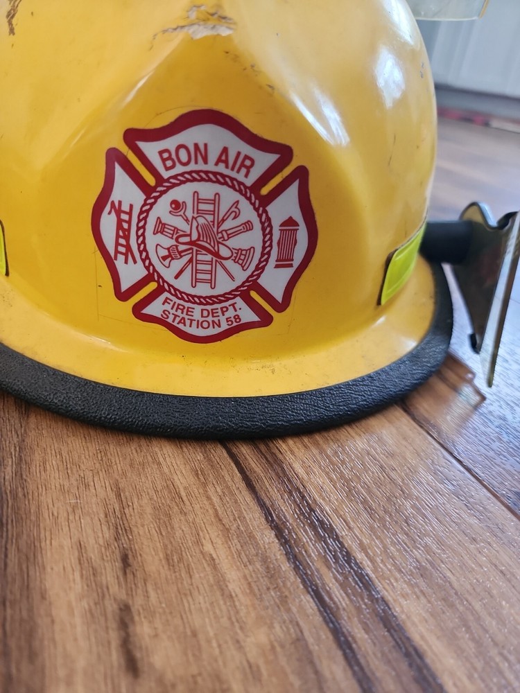 Cairns & Brother Fireman Engineer Helmet Fire Fighter 660C PreOwned
