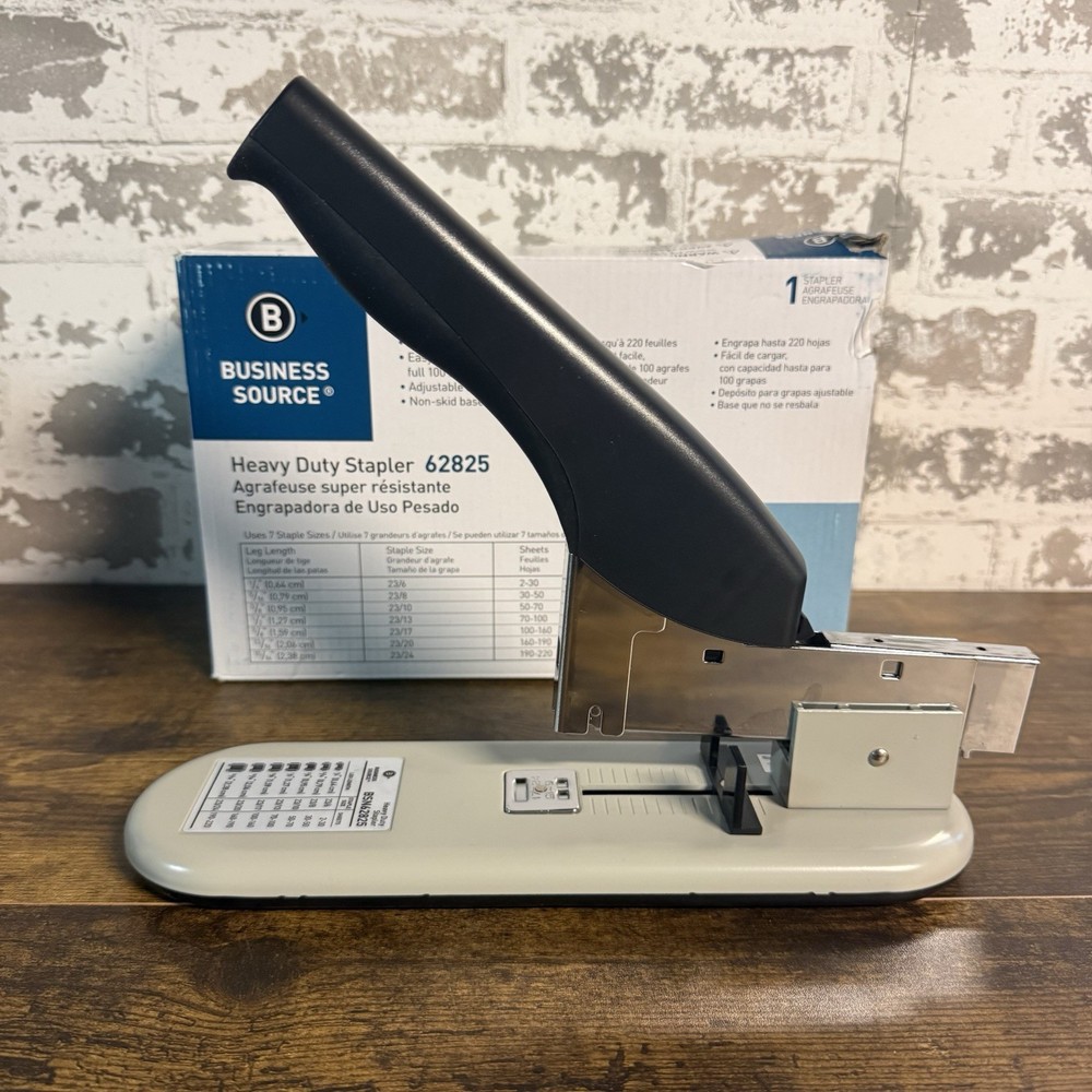 NEW — Business Source Heavy-Duty Stapler 62825 220 Sheets