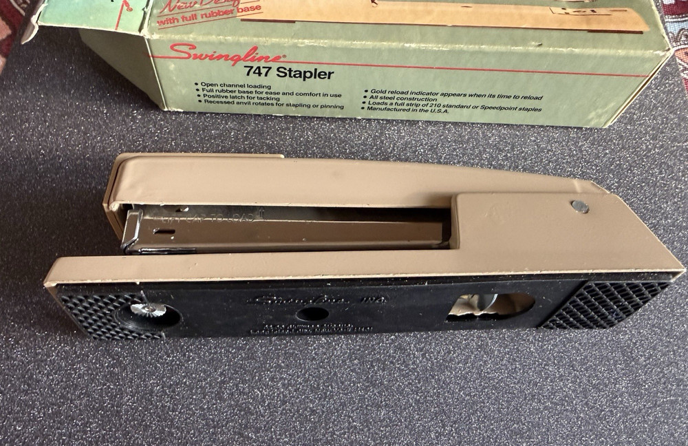 Vintage Swingline 747 Stapler In Box Beige