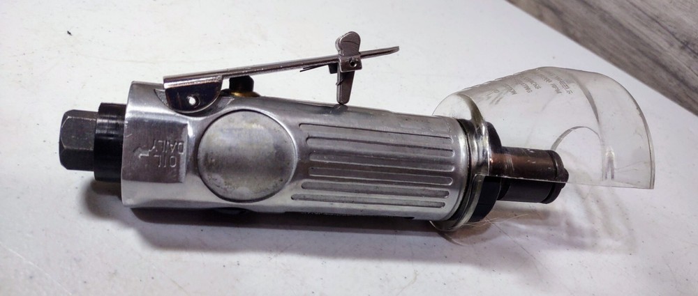 Magnum Pneumatic Grinder