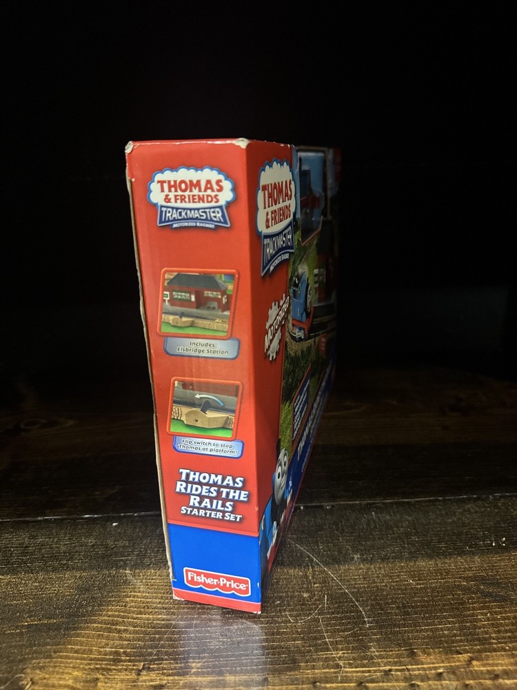 THOMAS RIDES THE RAILS Starter Set NIB