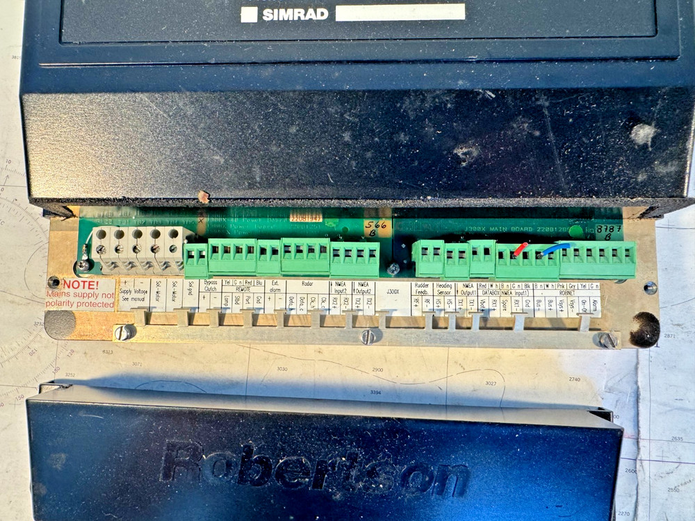 Simrad Robertson Type J300X Boat Autopilot Course Computer Robertson