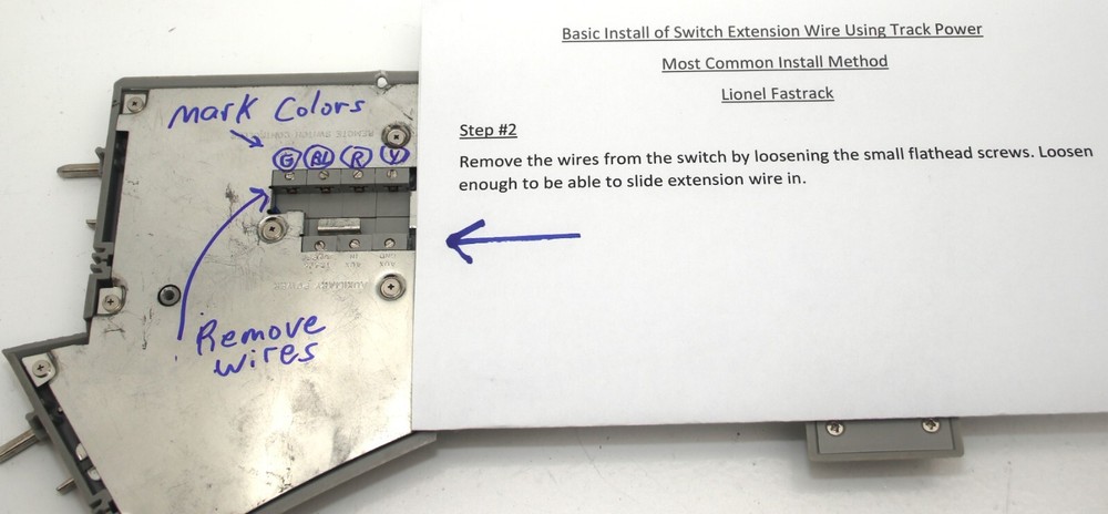 Lionel Fastrack Switch Remote Wire Extender, (5 Feet), Wire + Quick Connectors