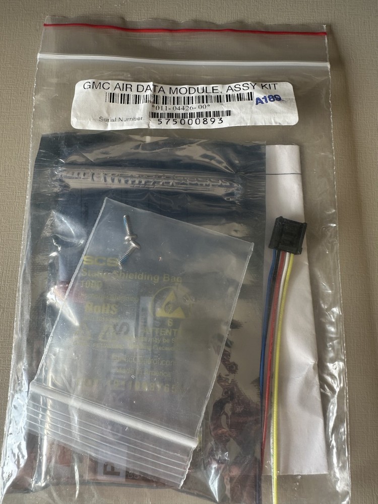 011-04426-00 GMC Air Data Module