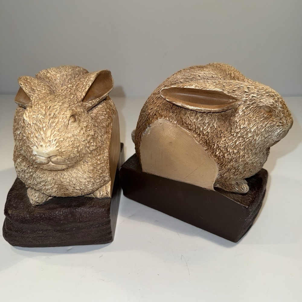 Rabbit/Bunny Resin Heavy Bookends / Door Stops Rustic Home Decor.