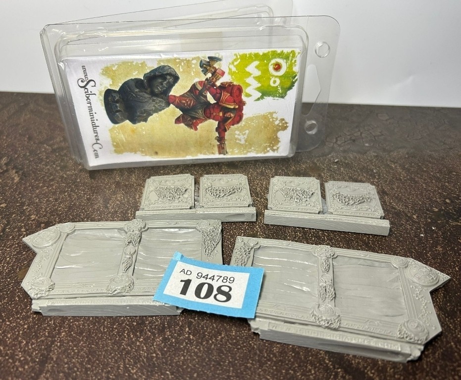 Scribor Miniatures Resin Cast Spartan Bits Pack Doors Panels