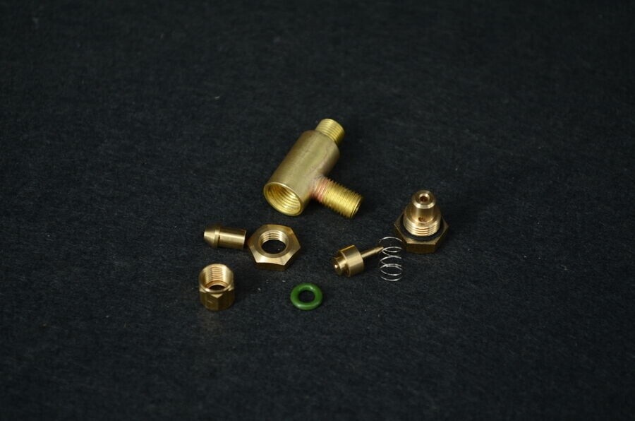 EngineXpert P6 Check Valve 1/4x40 Thread for 3.5mm Pipe - Brass