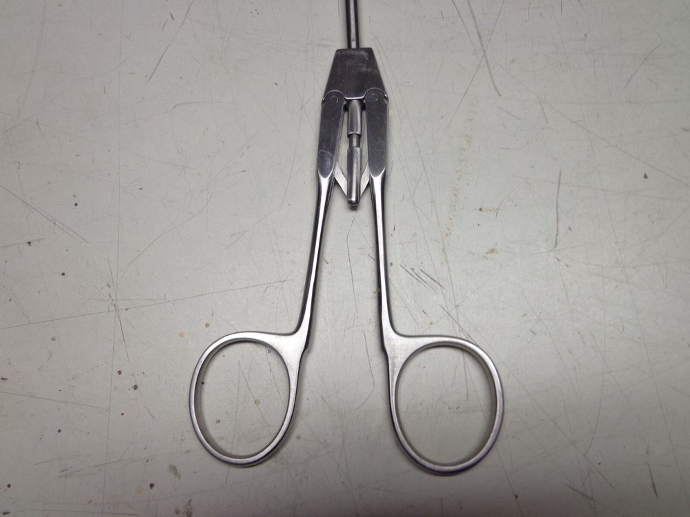 Jarit 600-271 Laparoscopic Juliet Receiving Forceps