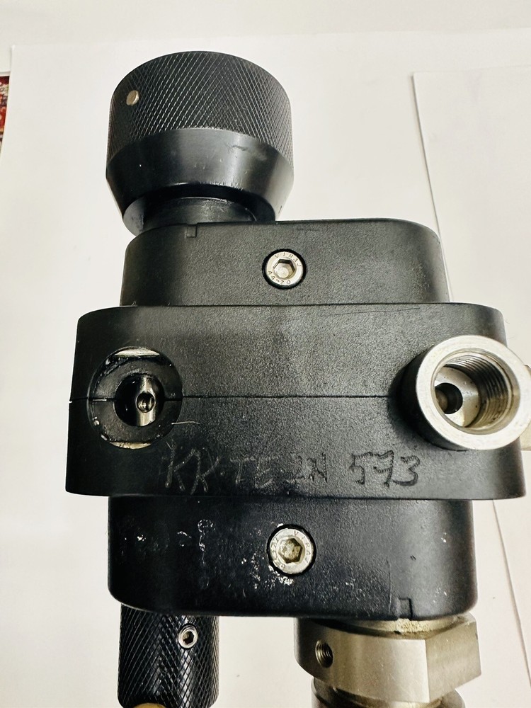 DRUCK PV 411 PRESSURE PUMP