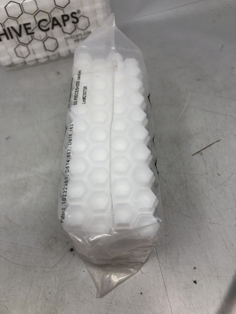 Hive Caps Hexagonal Ice Molds PP Plastic White 200 Cavities 2Pk
