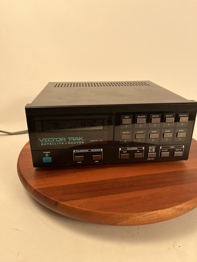 Sumitronics NS-6000 Satellite Locator. Vector Trak